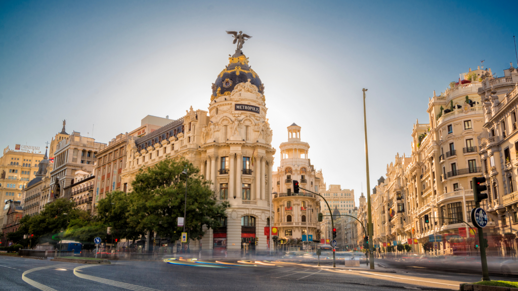 Madrid Spain Edificio Metropolis
