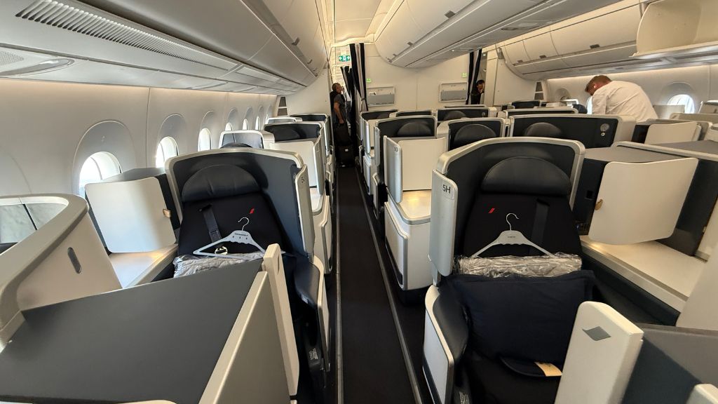 Air France Business Class Airbus A350 Sitz Fenster Mittelgang