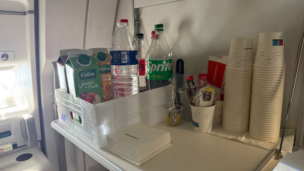 Air France Business Class Airbus A350 Willkommensgteraenk
