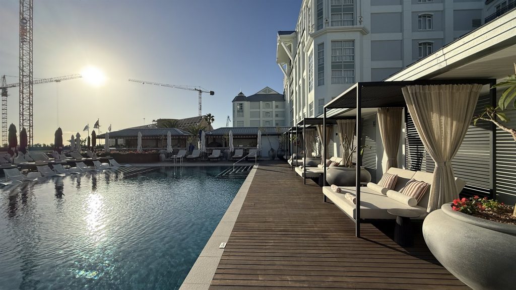 InterContinental Table Bay Hotel Kapstadt Pool Cabanas