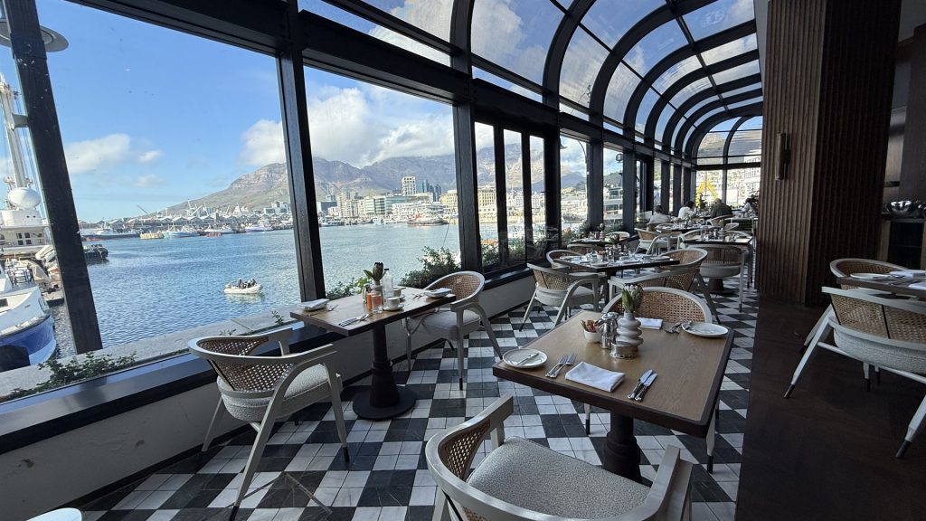 InterContinental Table Bay Hotel Kapstadt Restaurant Flint and Fennel