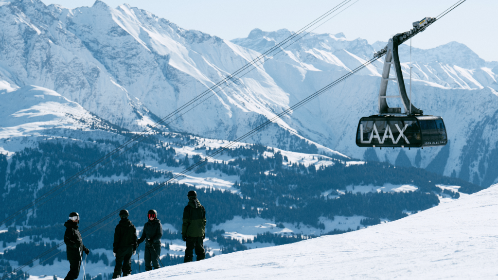 LAAX Winter Piste Gondel