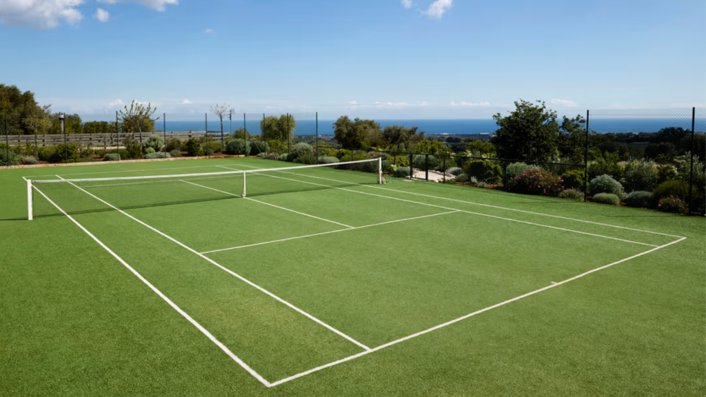 MO Homes Masseria Petrarolo Tennisplatz