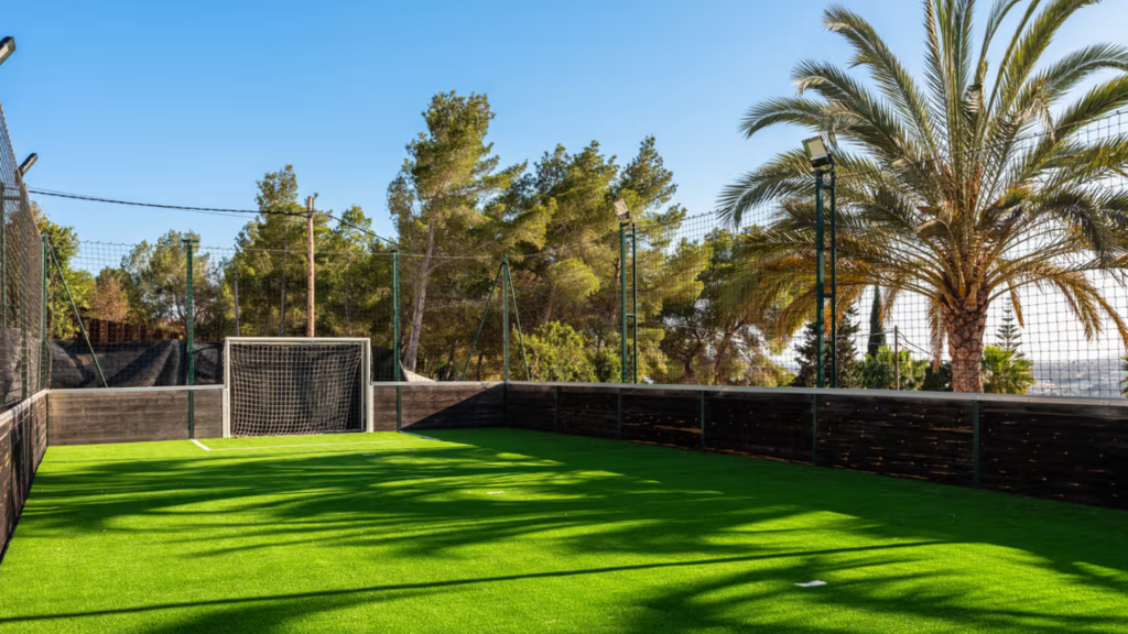 MO Villa Blue Dream Fussball