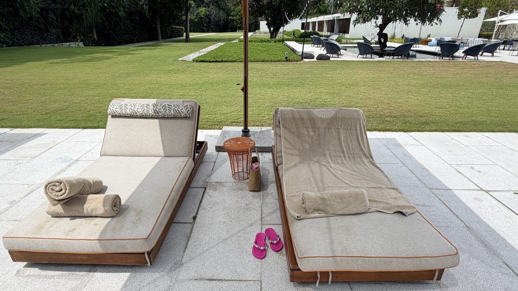 Mandarin Oriental Desaru Coast Pool Liege Zentral