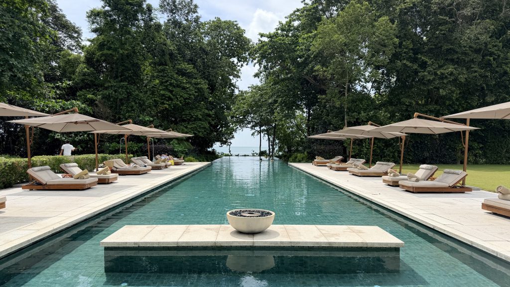 Mandarin Oriental Desaru Coast Pool Ganz