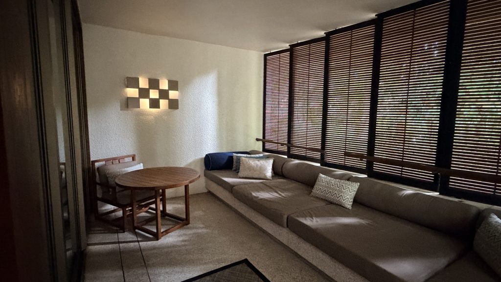 Mandarin Oriental Desaru Coast Rainforest Suite Schlafzimmer Terrasse Gesamt