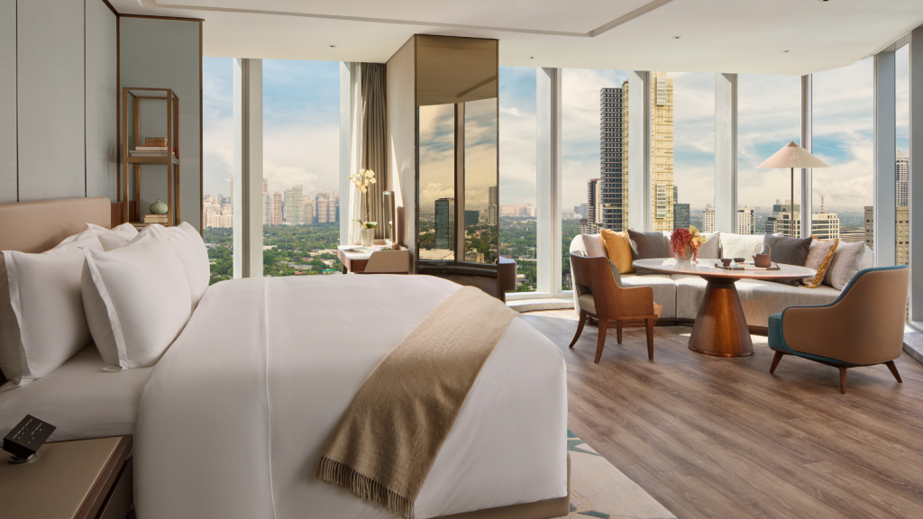 Mandarin Oriental Manila Junior Suite