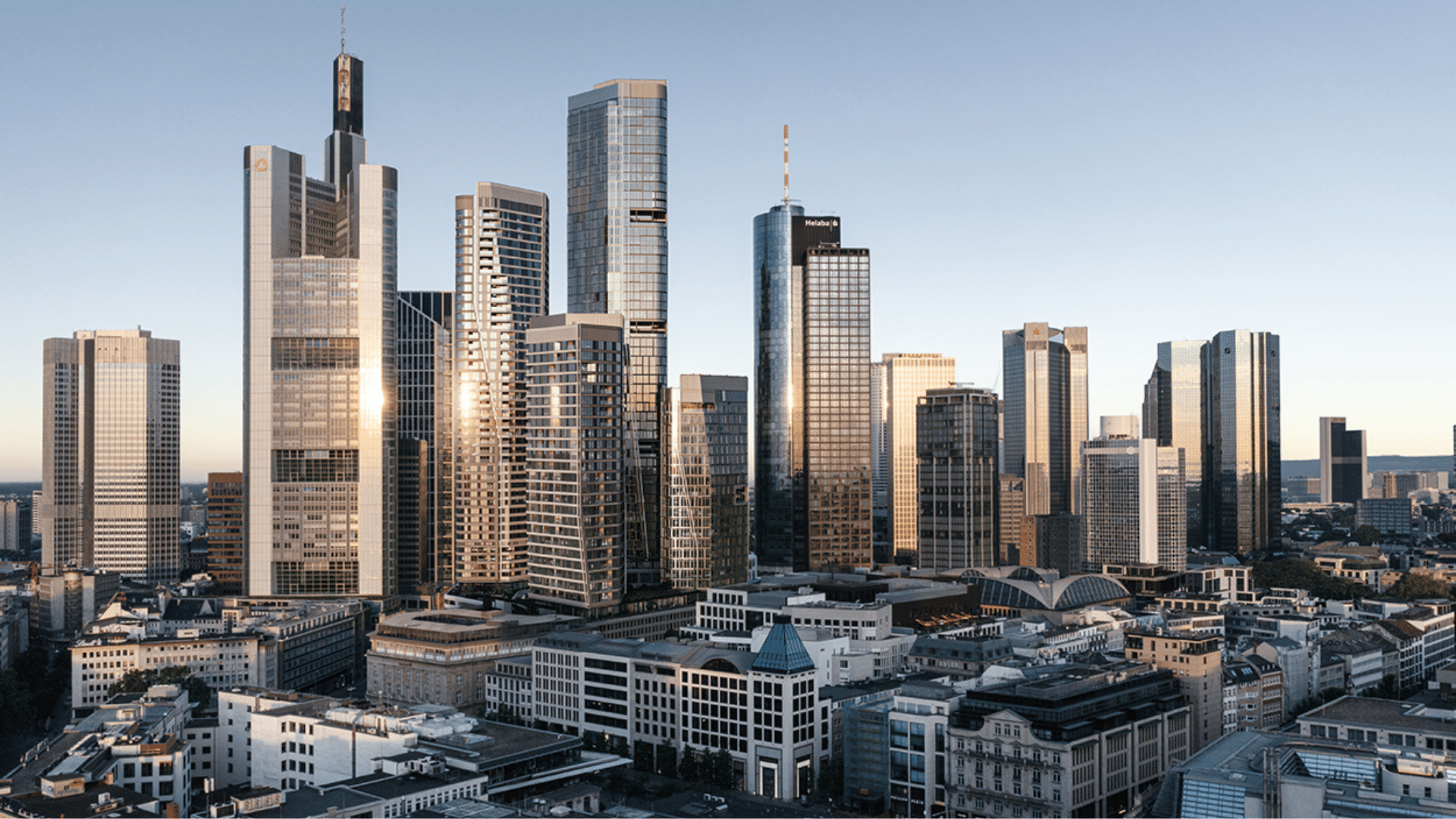 Radisson Collection Hotel Frankfurt Ansicht