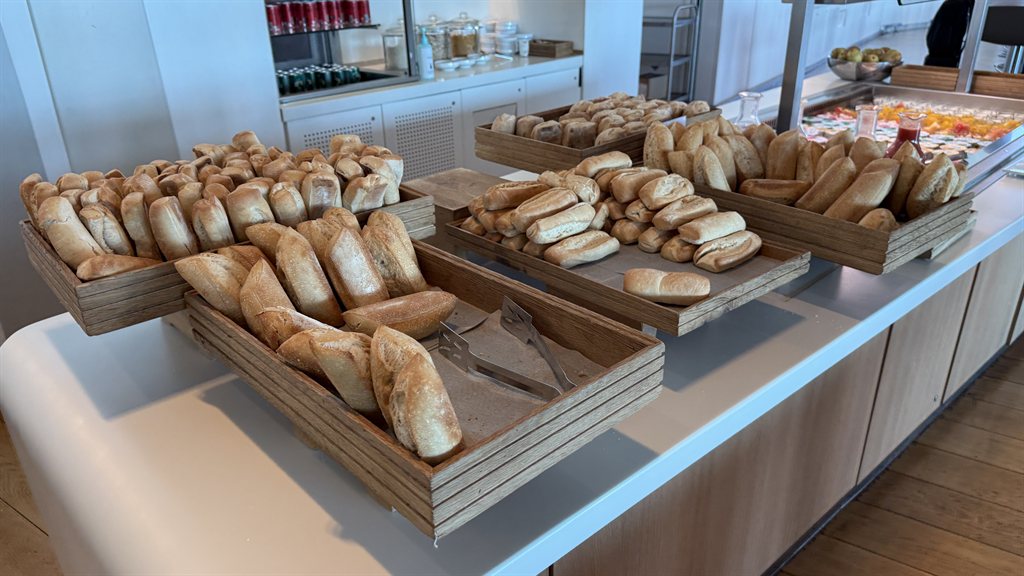Air France Lounge Paris Cdg Terminal 2e Hall M Backwaren