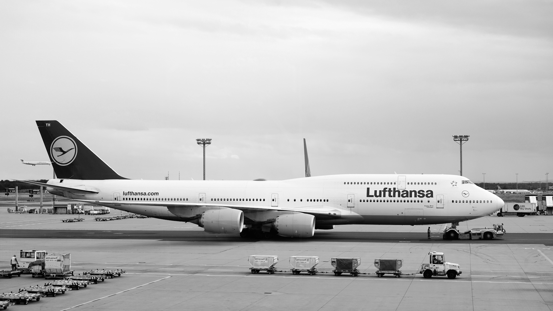 Lufthansa Boeing 747 Schwarz Weiss Black White