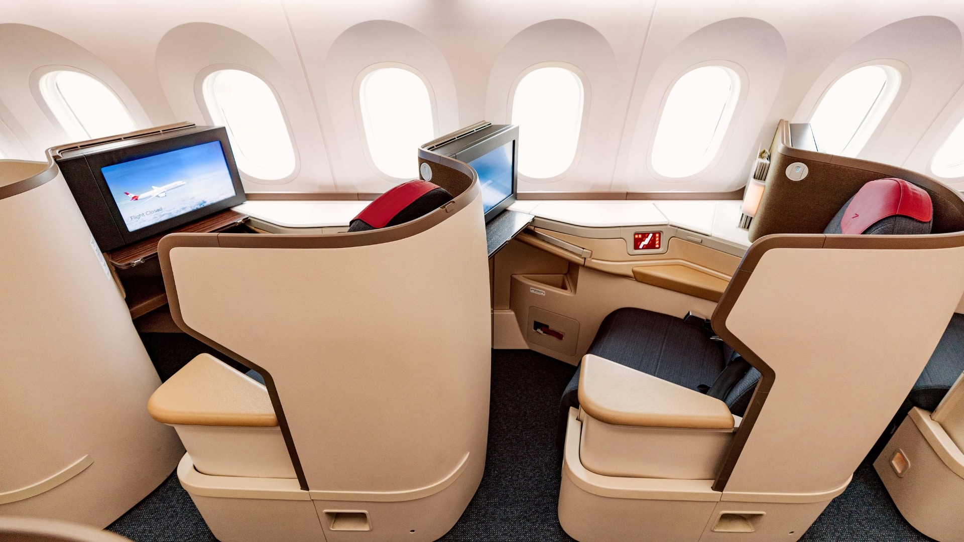 Austrian Airlines Business Class B787 9 Sprinter
