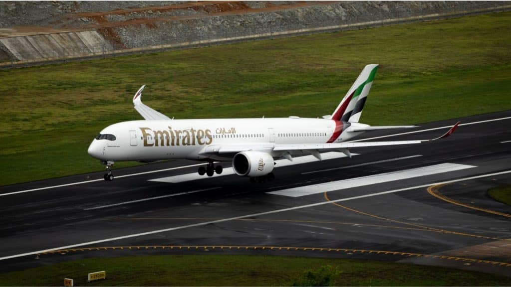 Emirates A350
