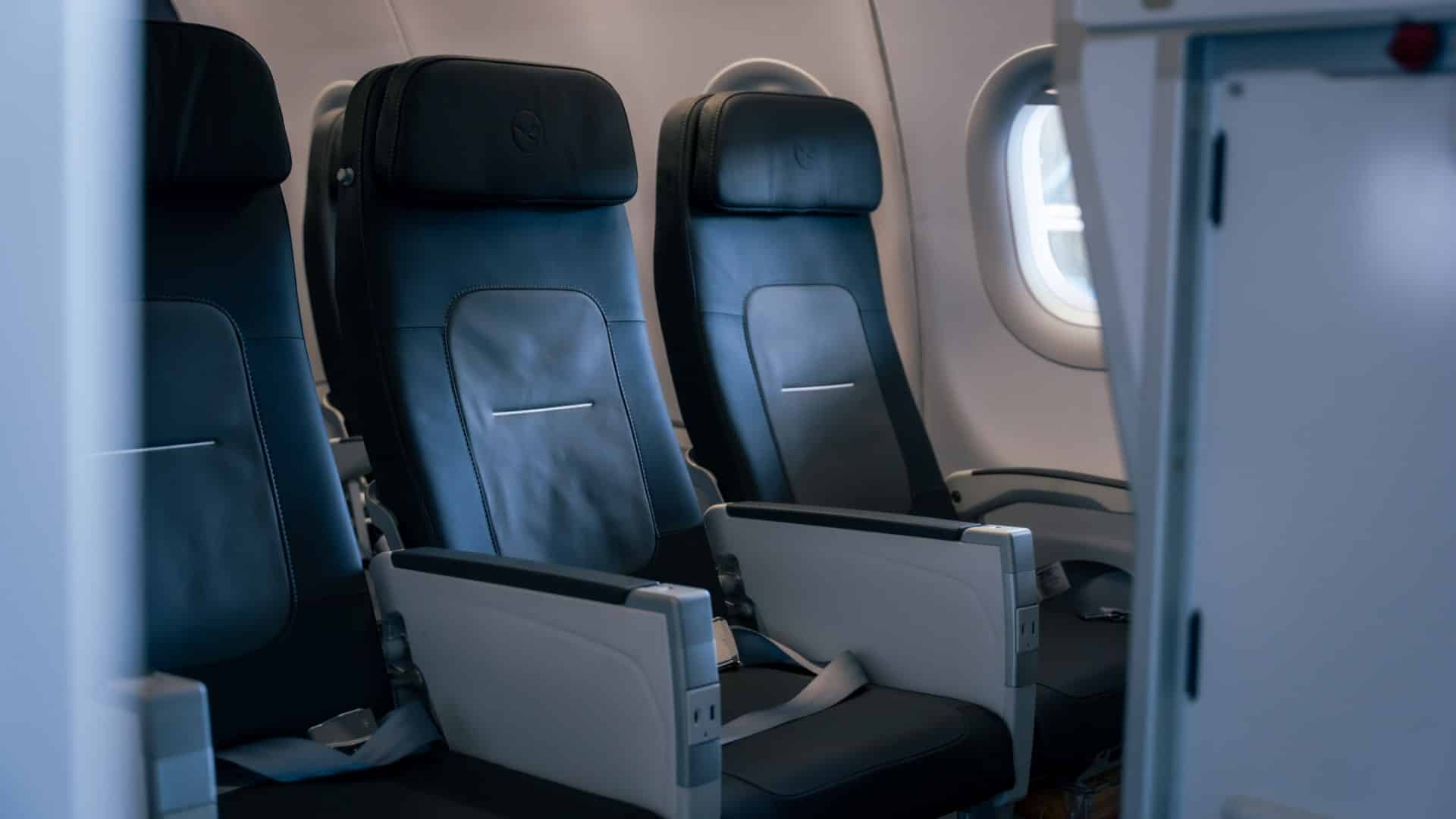 Lufthansa Business Class erste Reihe Kurzstrecke