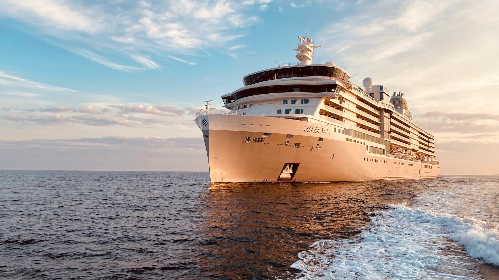 Silver Nova von Silversea in Fahrt