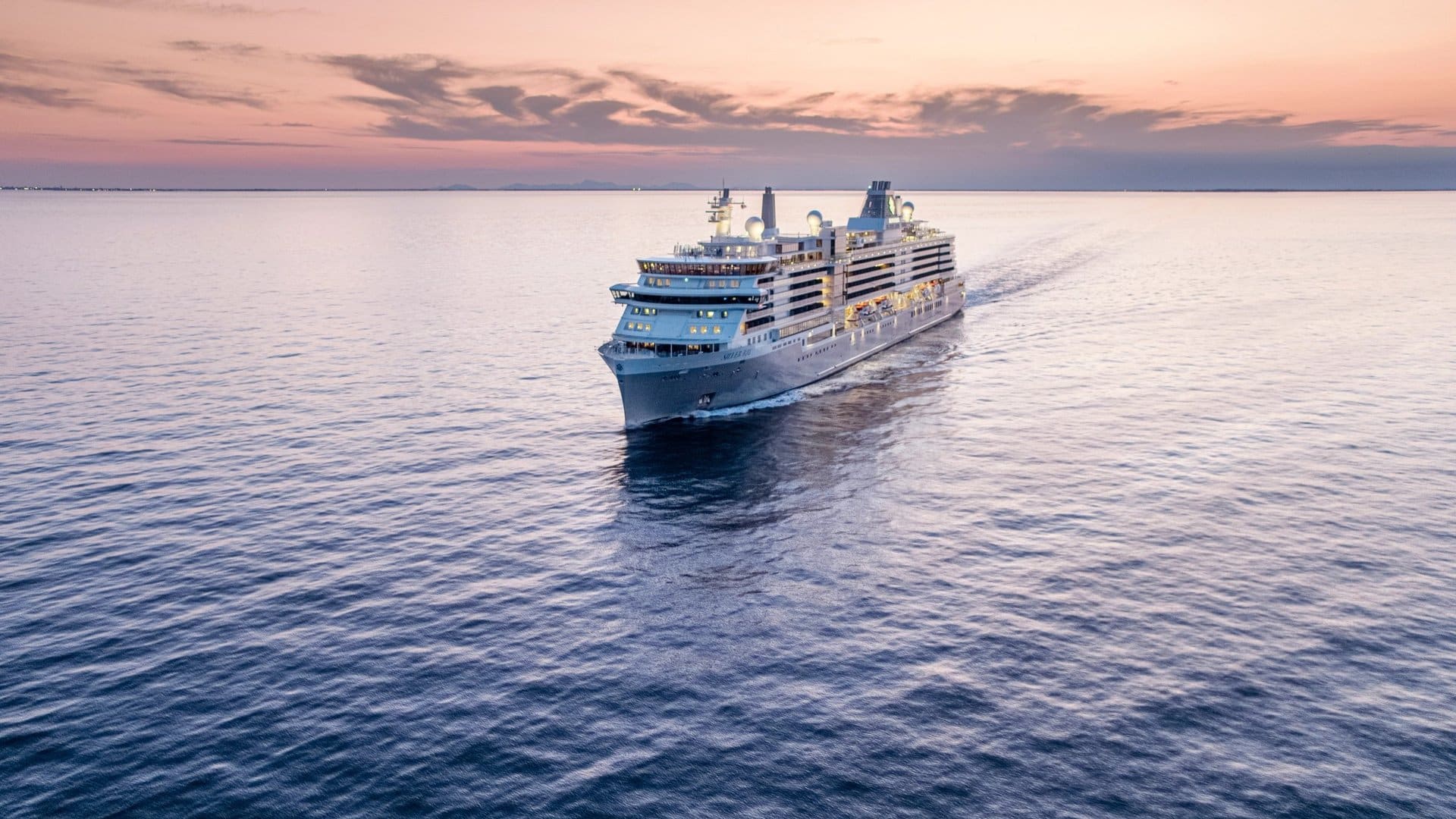 Silver Ray von Silversea auf offener See