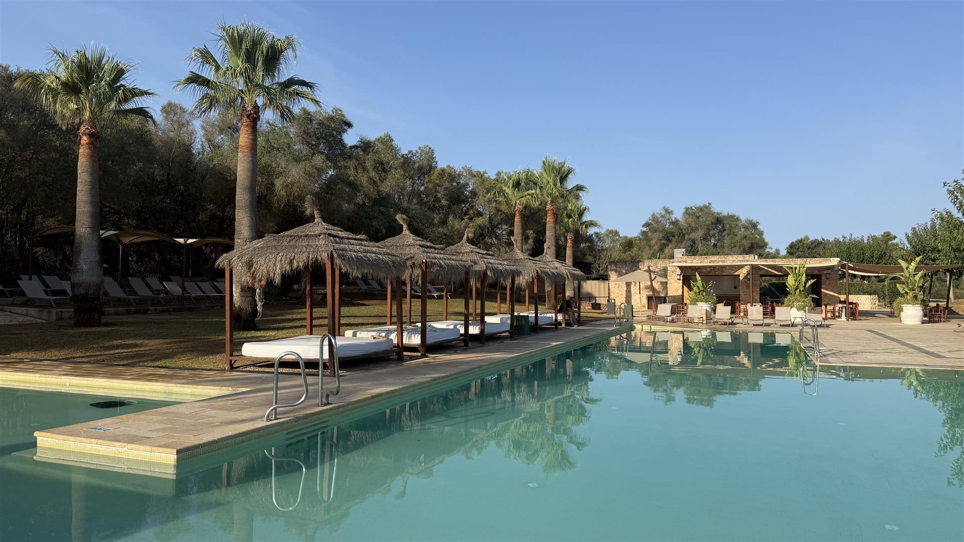 Hacienda Son Antem Pool Bei Sonnenaufgang