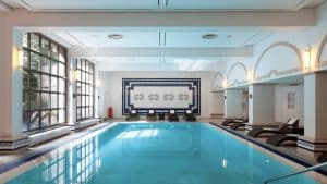 Hamburg Marriott Hotel Pool 16x9