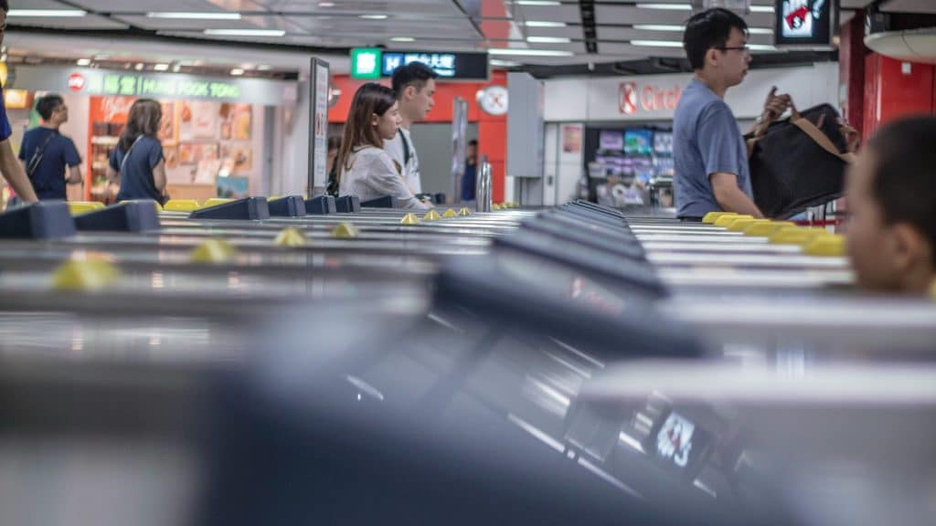 Automatische Kontrolle Pass Ausweis Reisepass