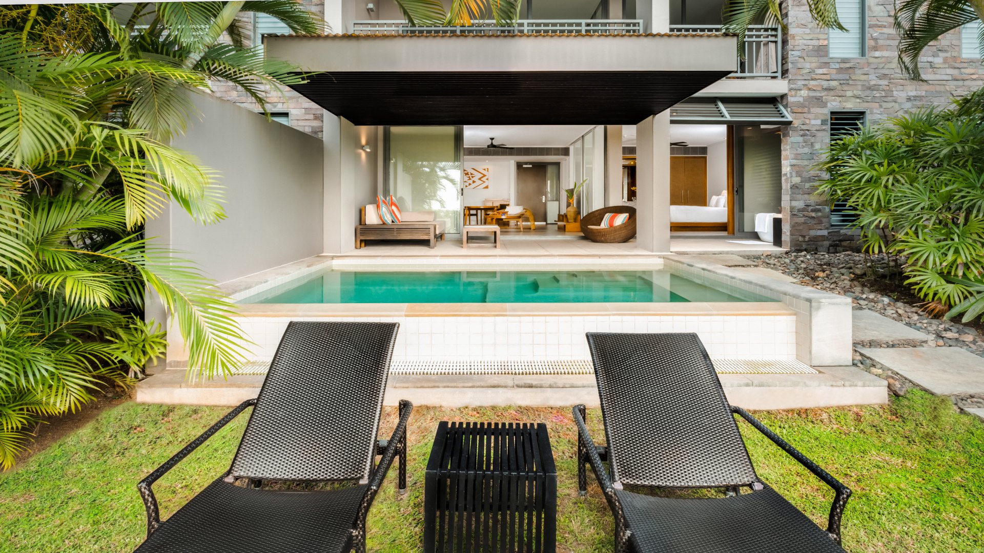 Suite mit privatem Plunge Pool im InterContinental Fiji Golf Resort