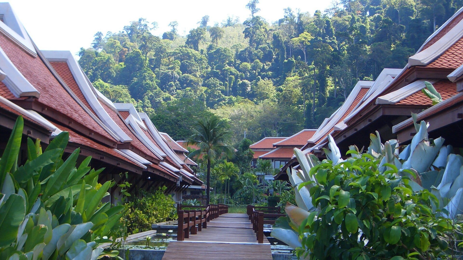 Strand an der Andamanensee in der Provinz Phang Nga