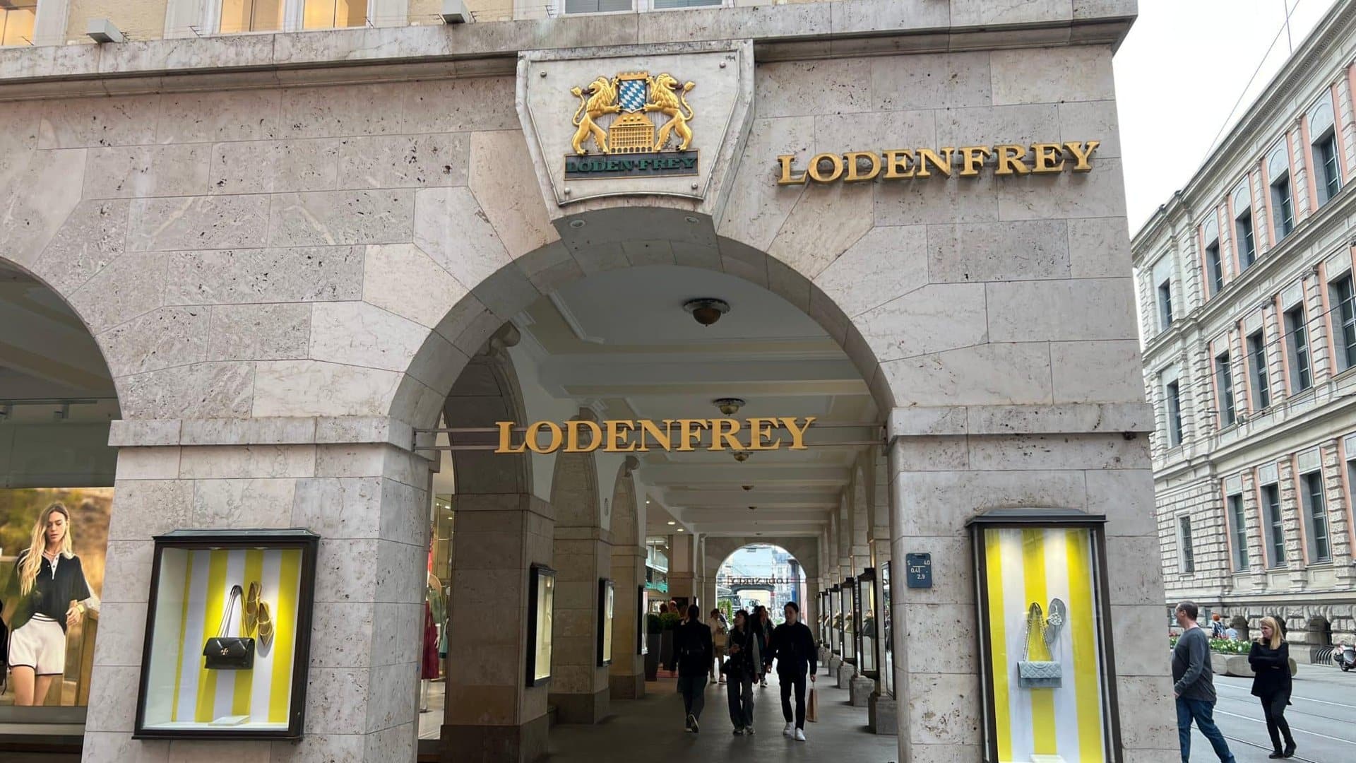 Lodenfrey Guthaben American Express Filiale Muenchen