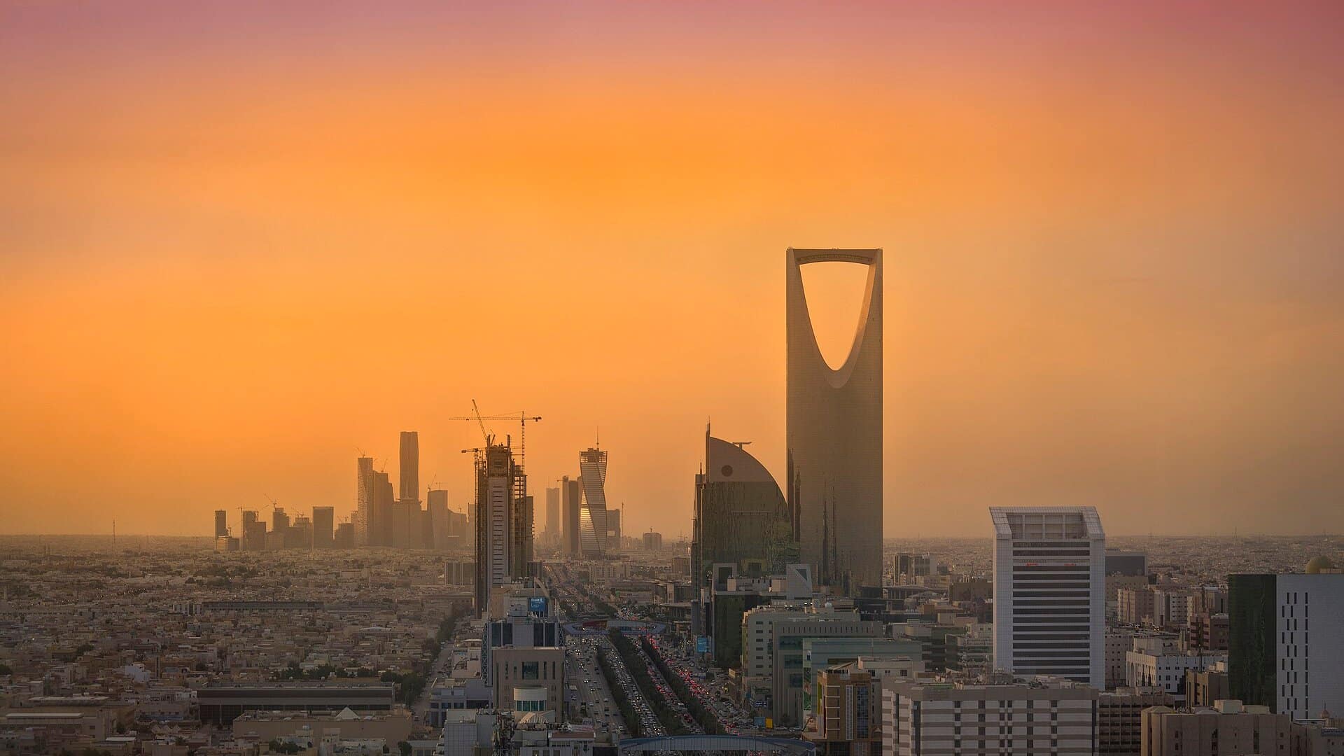 Skyline von Riad mit dem Kingdom Centre