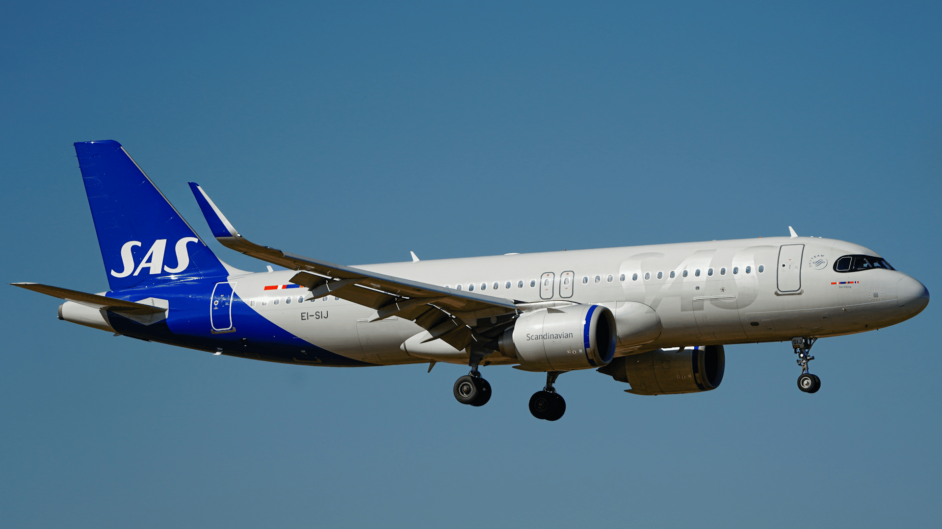 Scandinavian Airlines Sas Airbus