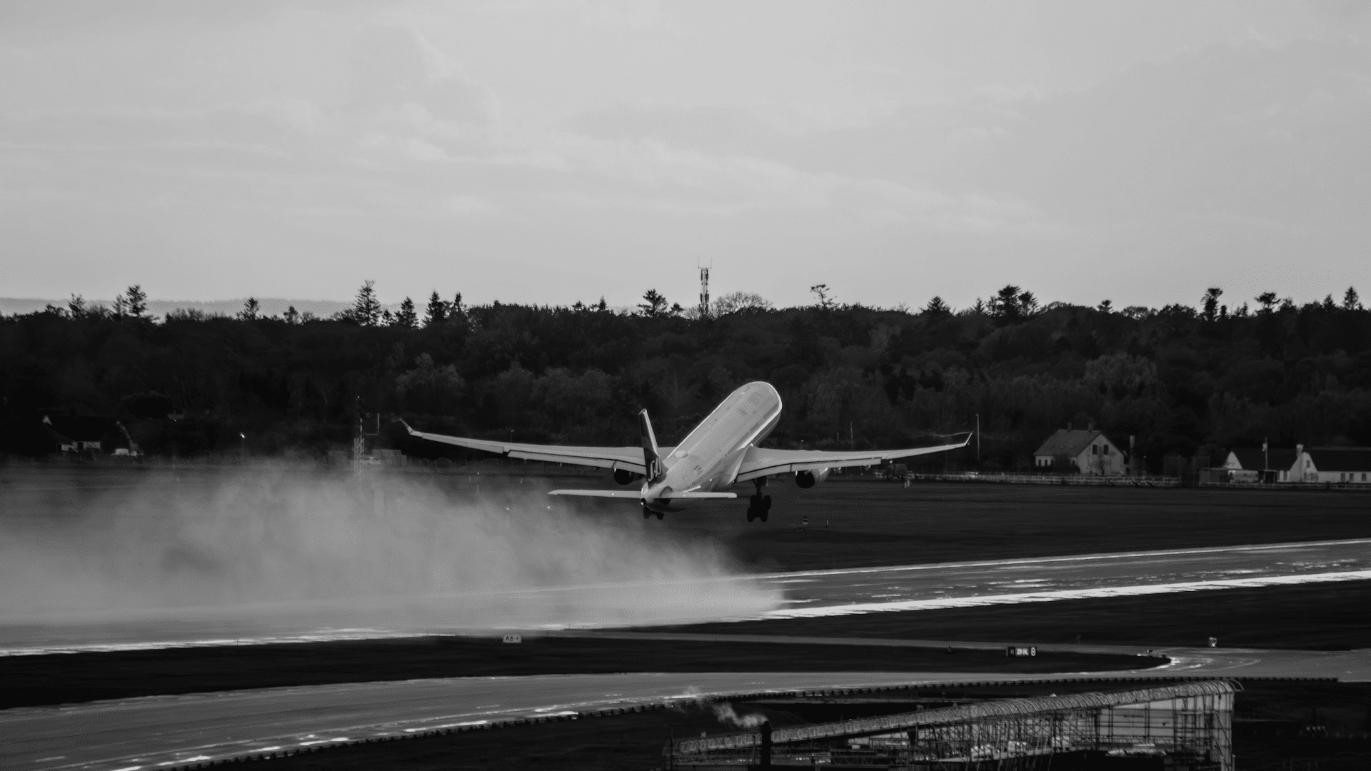 Scandinavian Airlines Sas Start Black White