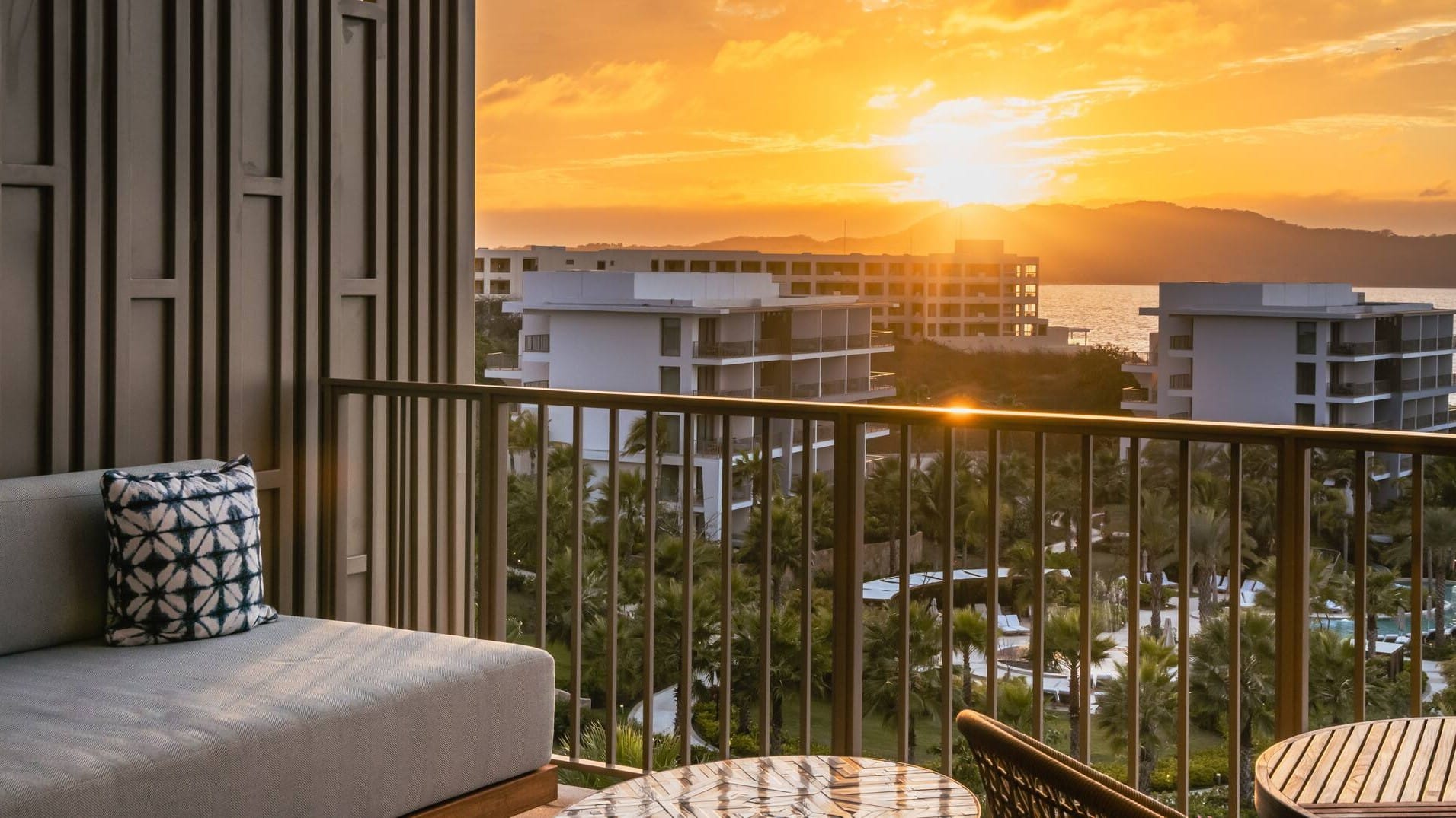 Conrad Punta de Mita