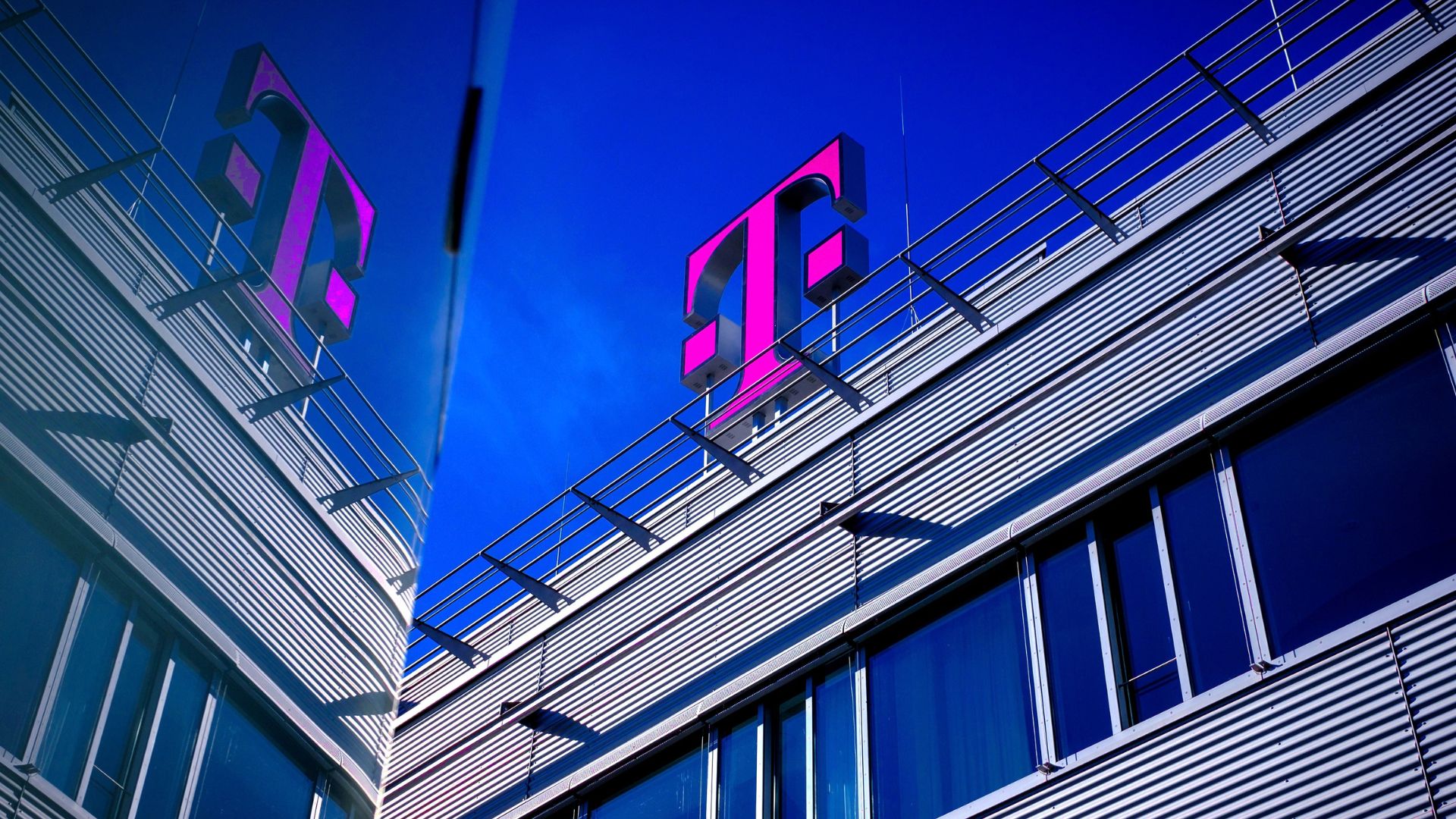 Telekom Zentrale Logo
