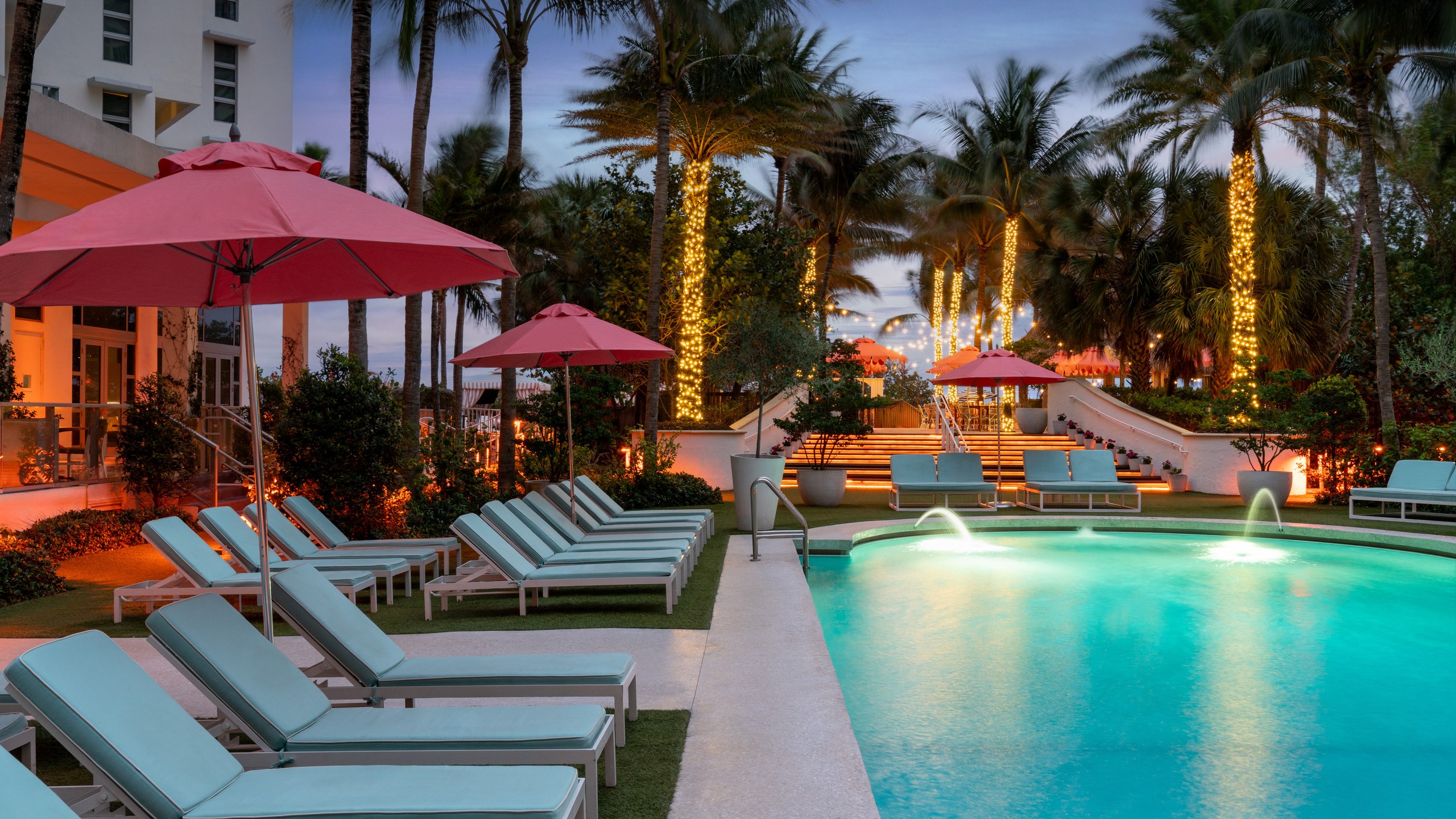 Cadillac Hotel Miami Beach